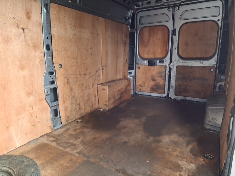 Peugeot Boxer  White #6