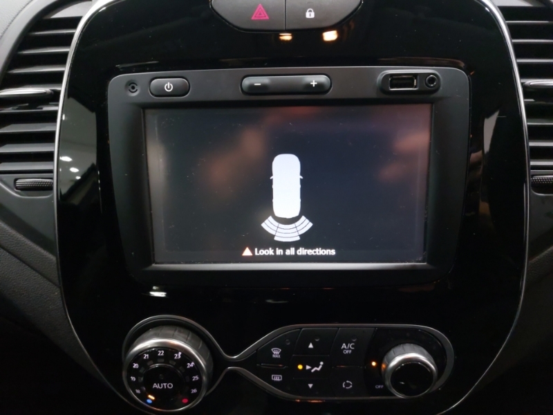 Renault Captur 0.9 Dynamique S Nav Black #9