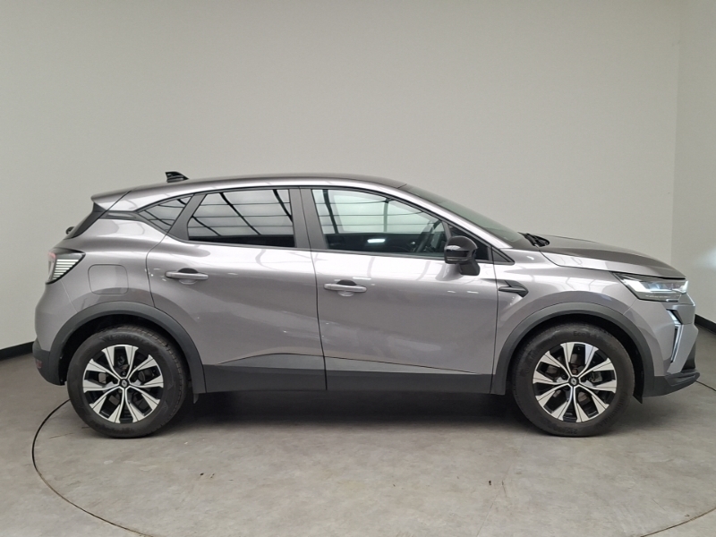 Renault Captur 1.6 E-tech Full Hybrid 145 Evolution Grey #4