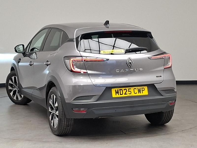 Renault Captur 1.6 E-tech Full Hybrid 145 Evolution Grey #2