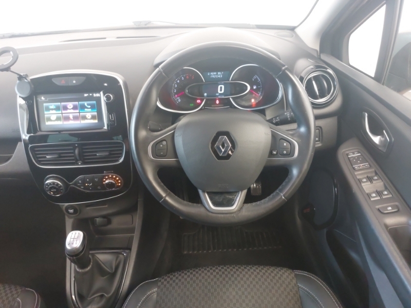Renault Clio Black #8