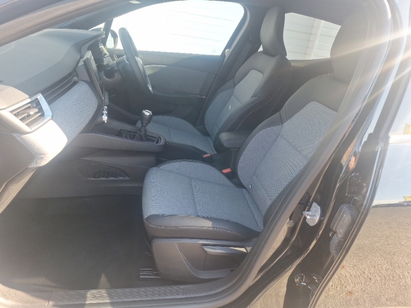 Renault Clio 1.0 Tce 90 Techno HS25PLO Black #5