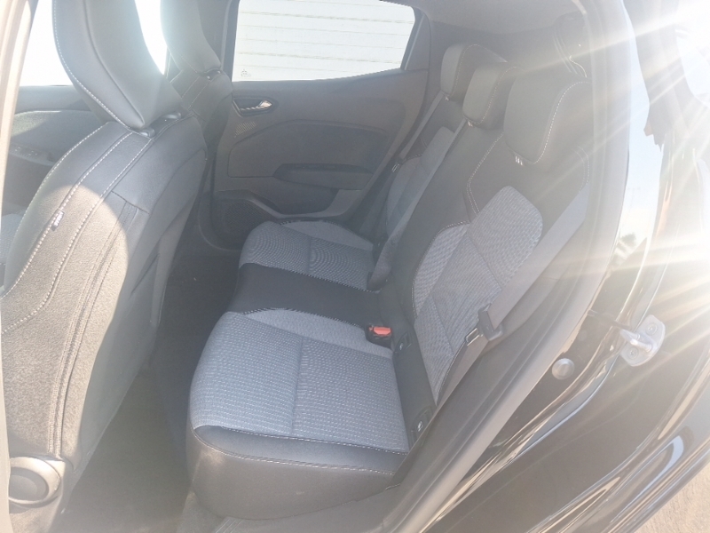 Renault Clio 1.0 Tce 90 Techno HS25PLO Black #6