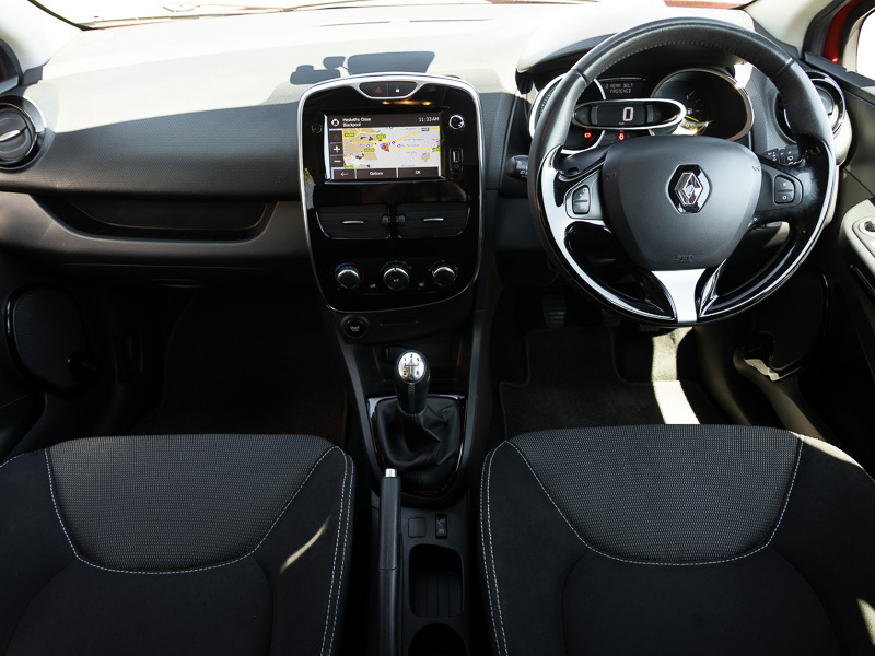 Renault Clio 1.2 16V Dynamique Nav Red #3