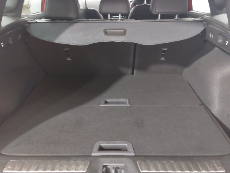 Renault Kadjar  White #18