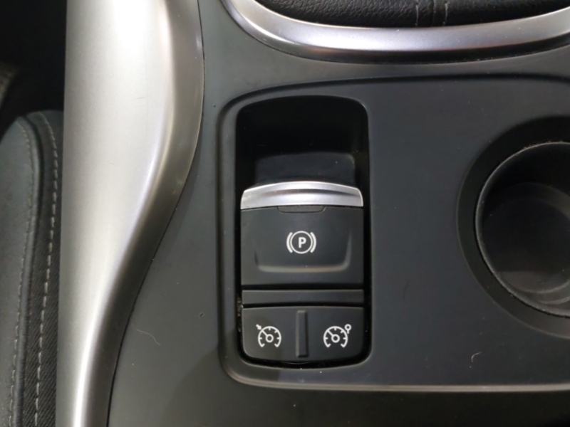 Renault Kadjar  White #16