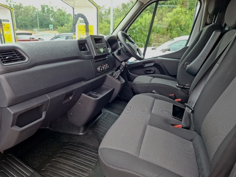 Renault Master Lh35 Blue Dci 135 Start High Roof Van White #5
