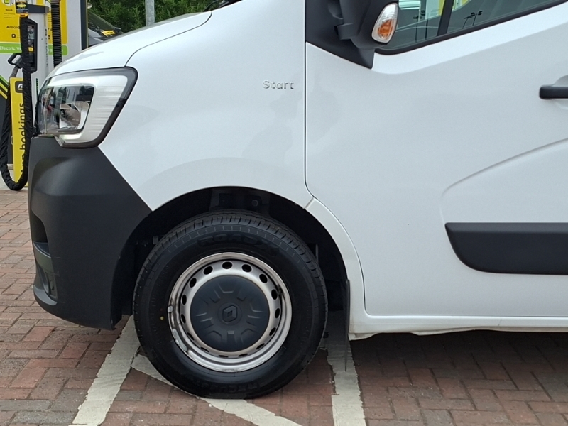 Renault Master 2.3L Business White #19