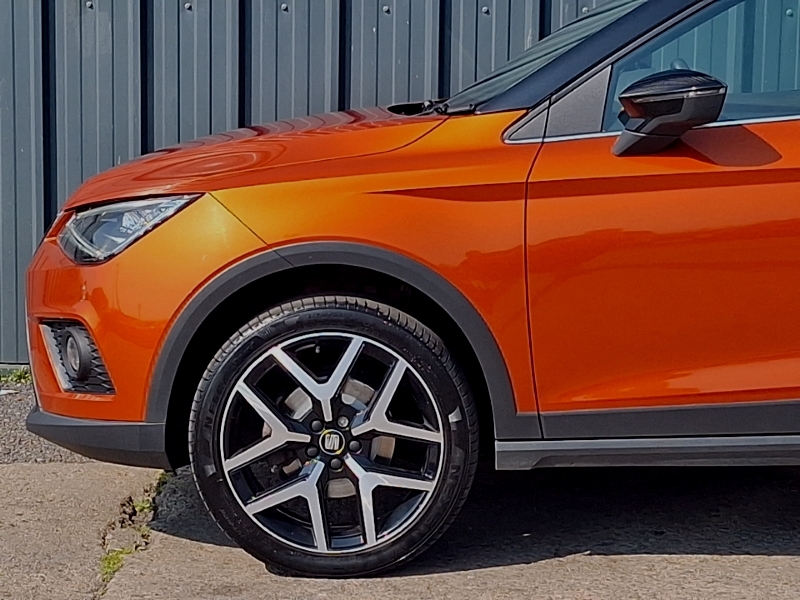 Seat Arona Hatchback Orange #19