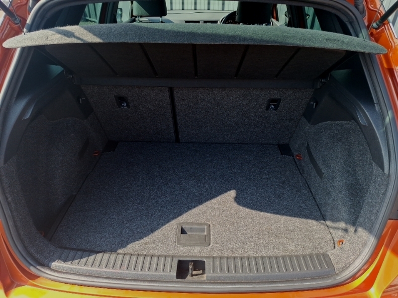Seat Arona Hatchback Orange #18