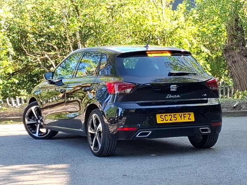 Seat Ibiza 1.0 Tsi 115 Fr Sport Dsg Black #2