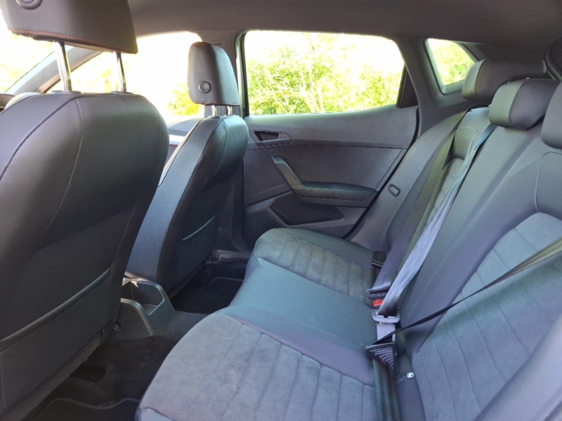 Seat Ibiza 1.0 Tsi 115 Fr Sport Dsg Black #6