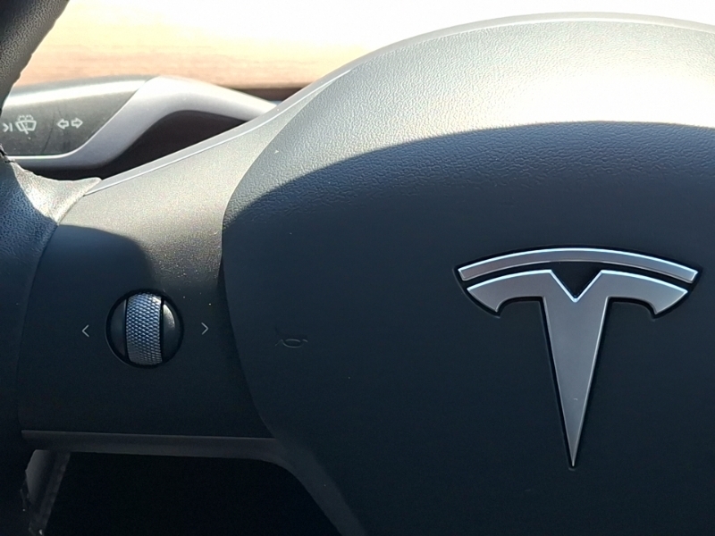 Tesla Model 3 Saloon Grey #12