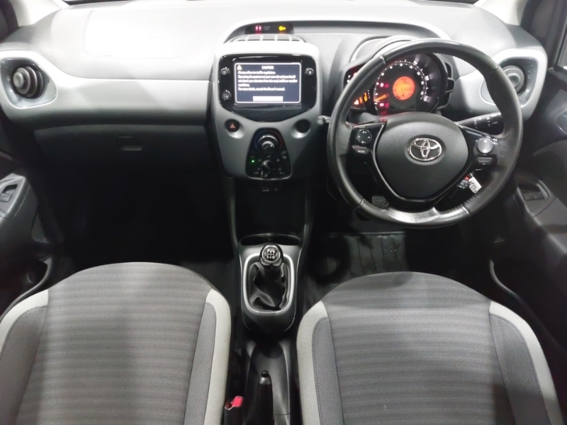Toyota Aygo 1.0 Vvt-i X-play Grey #3