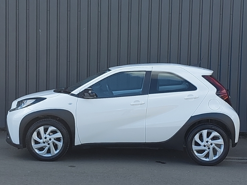 Toyota Aygo X 1.0 Vvt-i Pure White #4