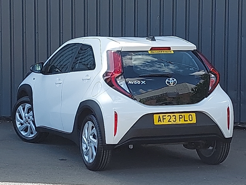 Toyota Aygo X 1.0 Vvt-i Pure White #2