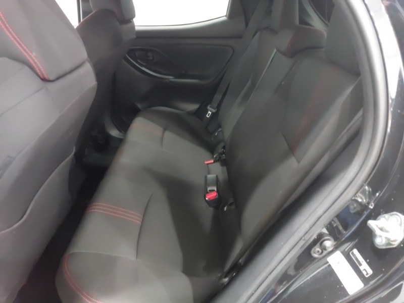 Toyota Yaris 1.5 Hybrid Gr Sport Cvt City Pack Black #6