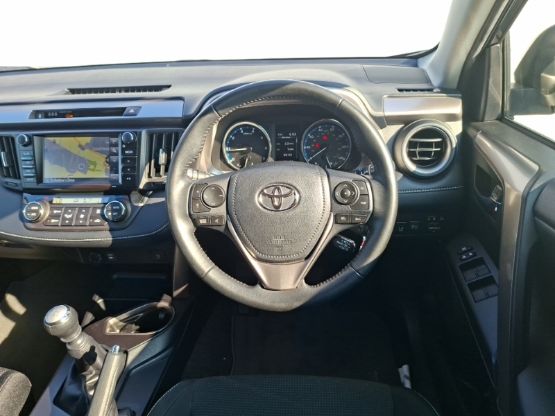 Toyota Rav 4 Excel Red #8