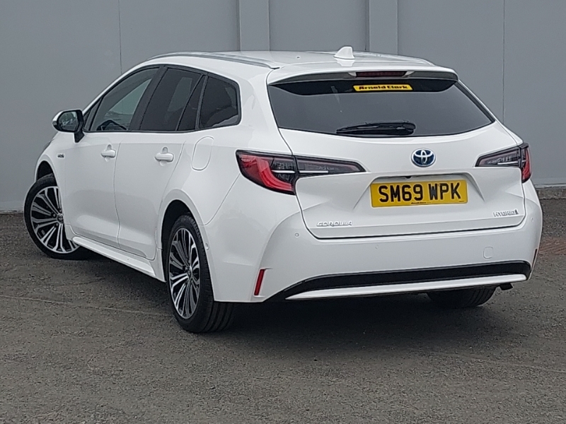 Toyota Corolla 1.8 Vvt-i Hybrid Design Cvt White #2
