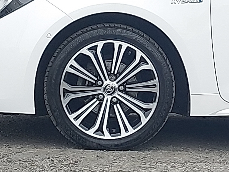 Toyota Corolla Excel White #19
