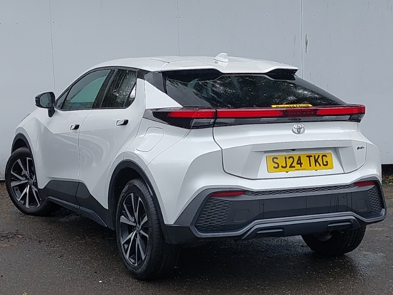 Toyota C-Hr 1.8 Hybrid Design Cvt White #2