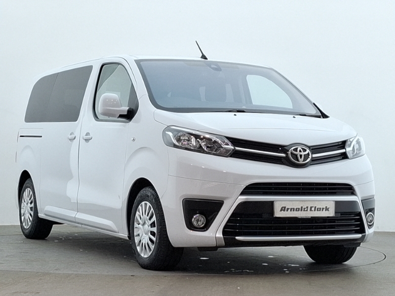 Toyota Proace Verso 2.0D 140 Shuttle Medium White