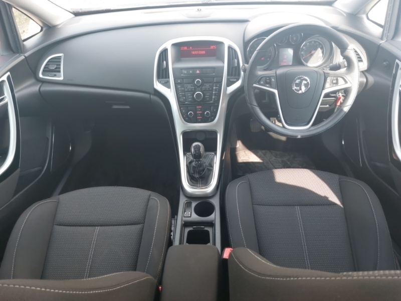 Vauxhall Astra Cdti 16V Elite Silver #3