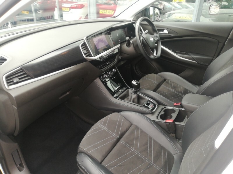 Vauxhall Grandland 1.2 Turbo Ultimate White #5