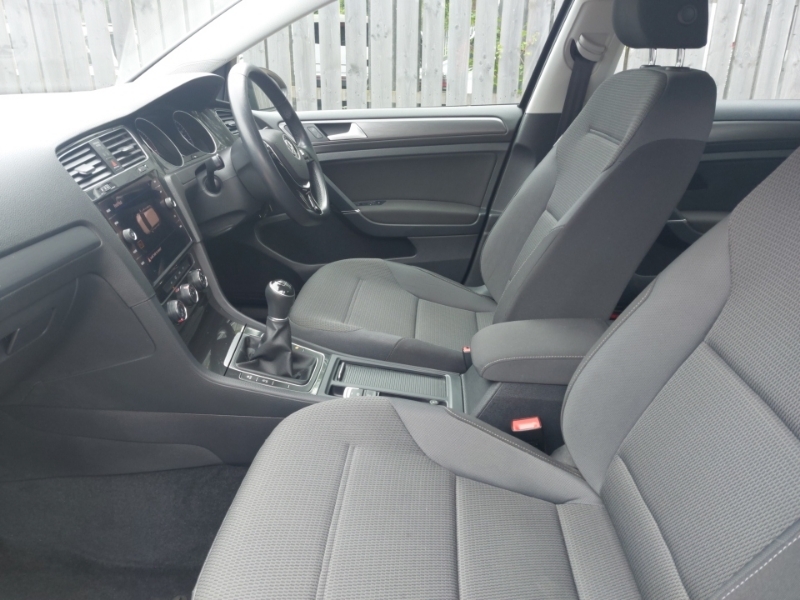 Volkswagen Golf 1.4 Tsi Se Nav Black #5