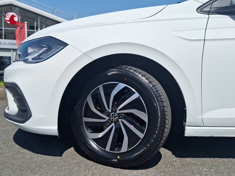 Volkswagen Polo 1.0 Tsi R-line Black #20