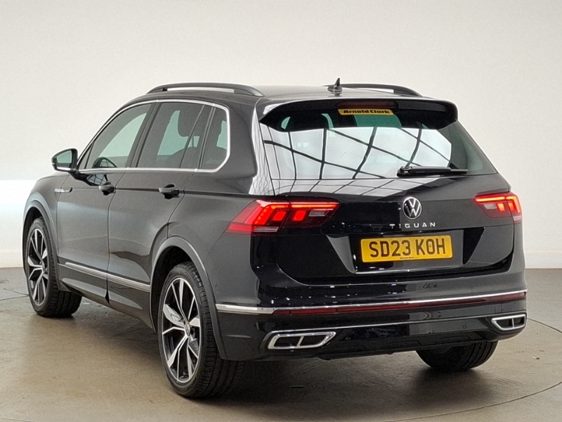 Volkswagen Tiguan 2.0 Tdi R-line Dsg SD23KOH Black #2