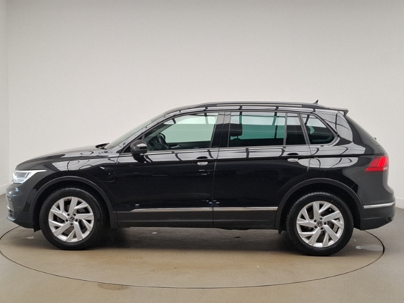 Volkswagen Tiguan 1.5 Tsi 150 Life Black #4