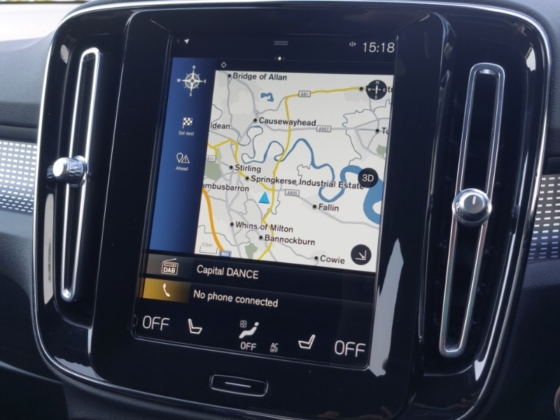 Volvo XC40 First Edition Silver #10