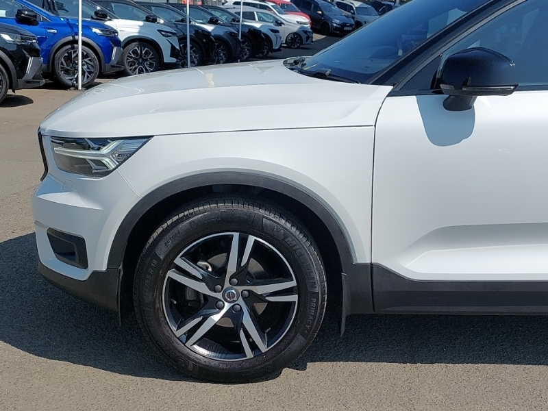 Volvo XC40 First Edition Silver #19
