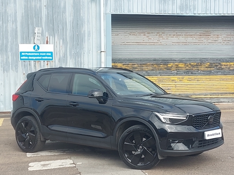 Volvo XC40 Plus Black #7
