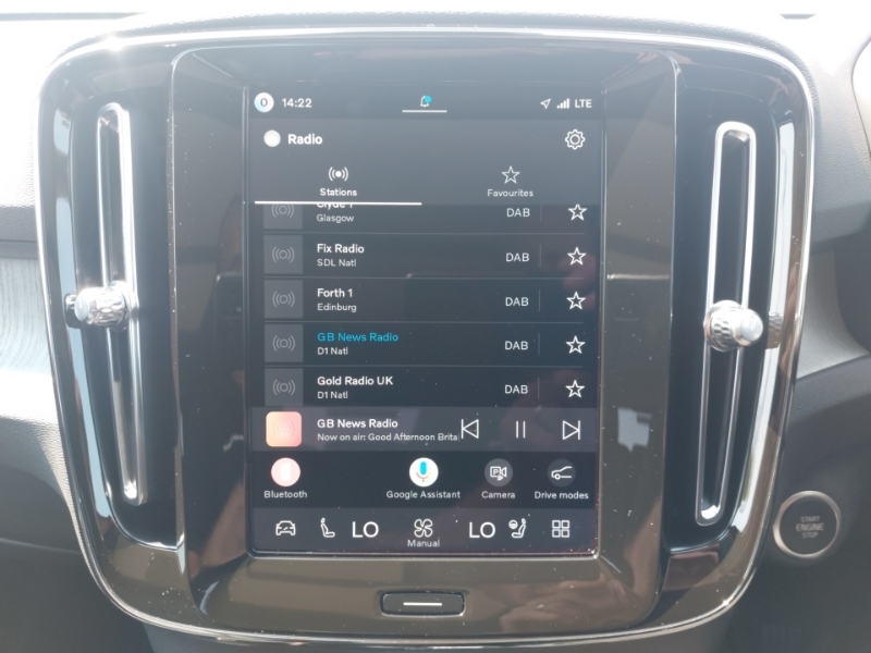 Volvo XC40 Plus Blue #11