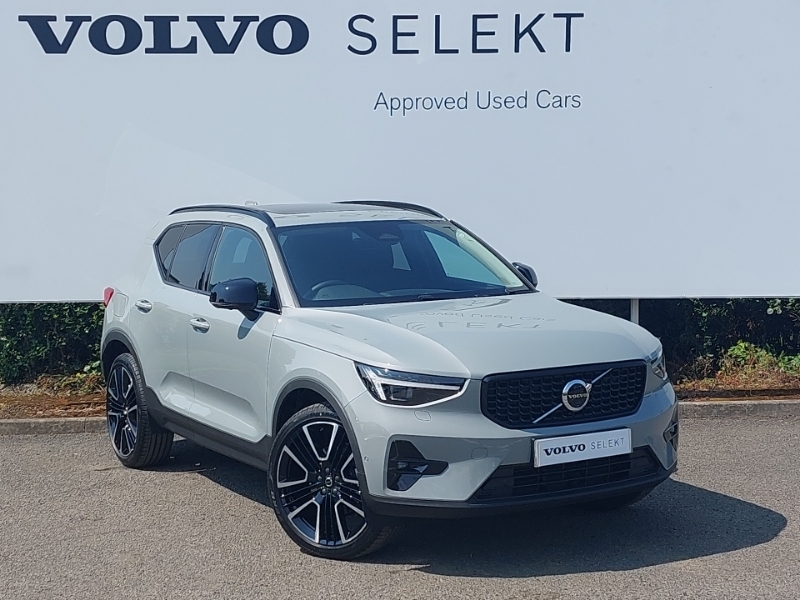 Volvo XC40 2.0 B4p Ultra Dark Grey