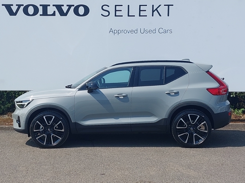 Volvo XC40 2.0 B4p Ultra Dark Grey #4