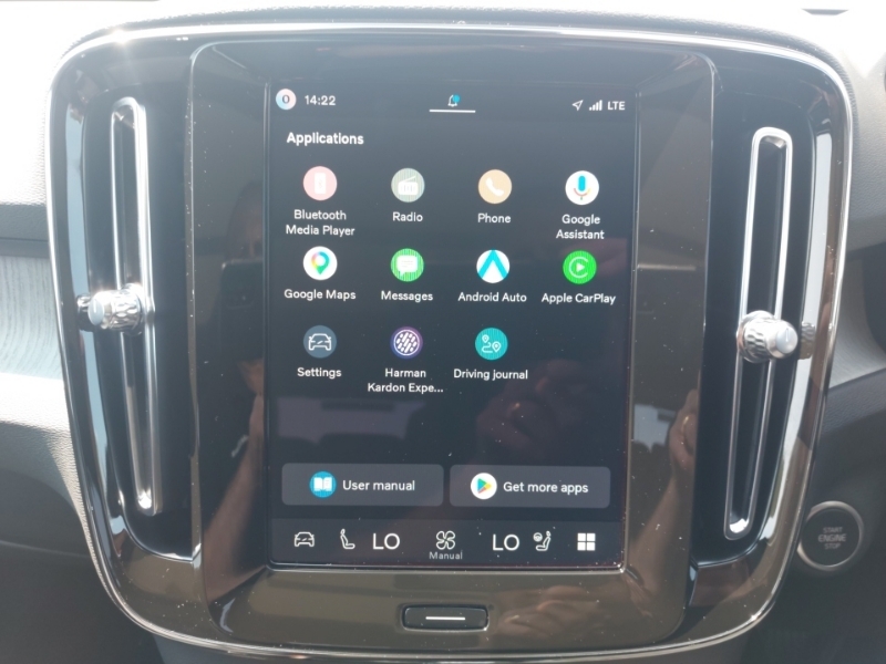 Volvo XC40 Plus Blue #15