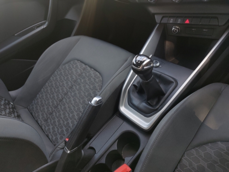 Audi A1 Technik 25 Tfsi 95 Ps 5-Speed White #17