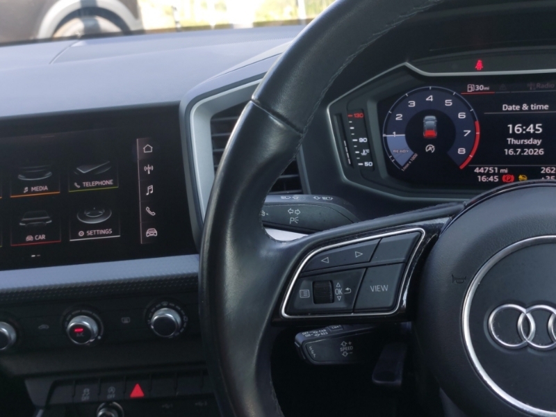 Audi A1 Technik 25 Tfsi 95 Ps 5-Speed White #12