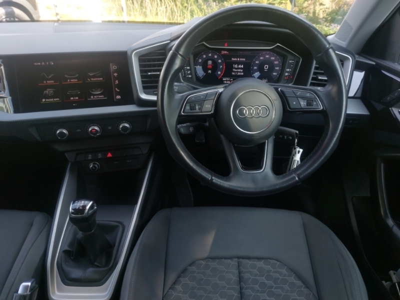 Audi A1 Technik 25 Tfsi 95 Ps 5-Speed White #8