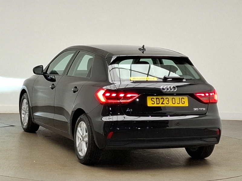 Audi A1 30 Tfsi 110 Technik SD23OJG Black #2