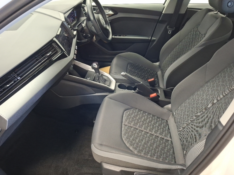 Audi A1 25 Tfsi Sport S Tronic RA73XUO White #5