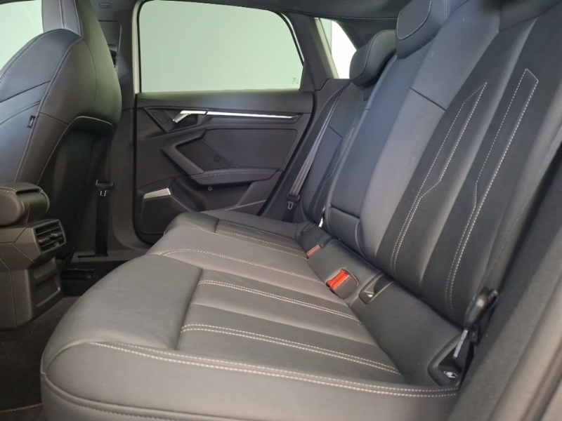 Audi A3 30 Tfsi S Line Comfortsound White #6