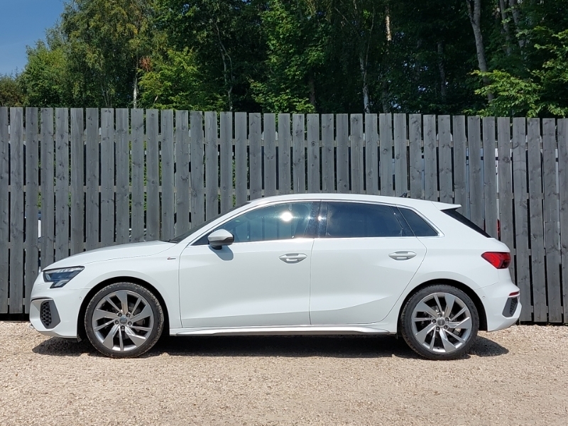 Audi A3 35 Tfsi S Line S Tronic White #4