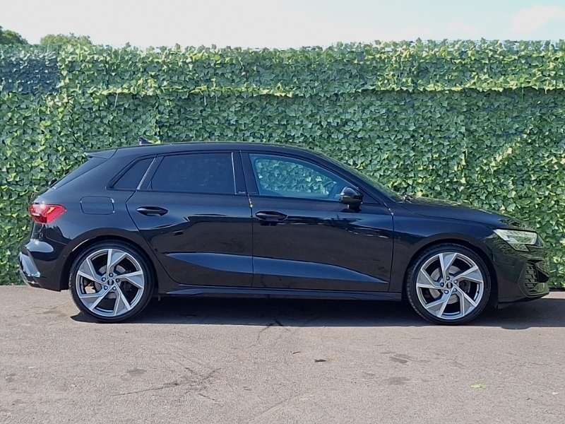 Audi A3 35 Tfsi Black Edition S Tronic SM24EXR Black #3