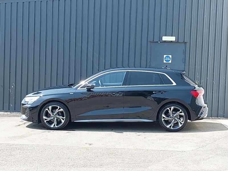 Audi A3 1.5 Tfsi 150 S Line S Tronic Black #4