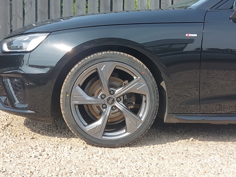 Audi A4 35 Tdi Black Edition S Tronic  #19
