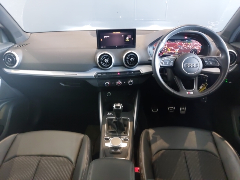 Audi Q2 35 Tfsi S Line Black #3